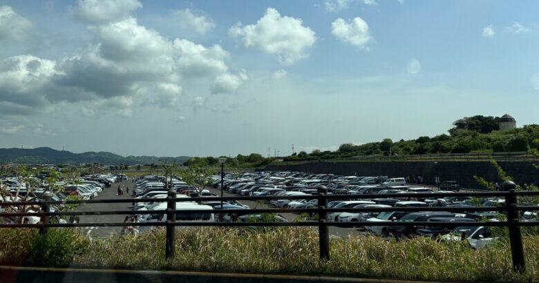 ソレイユの丘の第2駐車場が半分埋まっていた様子の画像
