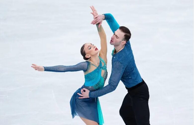 アナスタシア・メテルキナ/ルカ・ベルラワ 冬季五輪 銀メダル