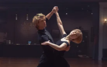 竹内涼真と土居志央梨